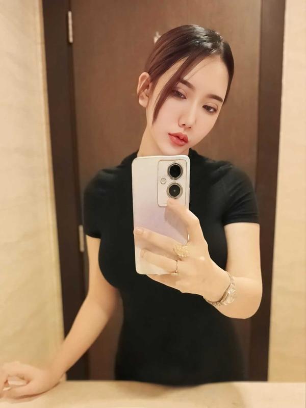 Experience Unforgettable Moments with Esme Scarlet Today 1 Mis Fotos