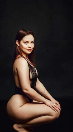 Experience Unforgettable Moments with Valeria Lux Your Dream Escort